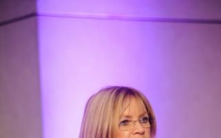 Friederike Plock-Girmann leitet bei der VOLKSWAGEN AG die Abteilung Lifestyle & Performance. Im Gespräch mit dem VDMD erläutert sie, warum das T...