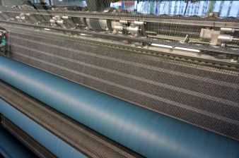 Großflächige Integration metallisierter Fäden auf der Raschelmaschine zur Herstellung von Vliesverbundstoffen (Vorstufe für einen Demonstrator...