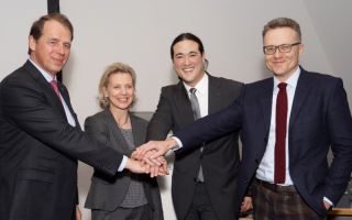 Jörg L. Jordan, Geschäftsführer W. & L. Jordan, Stefanie Kerpen, Leiterin Produktmanagement Heimtextilien, Dan Schmitz, geschäftsführender Ges...