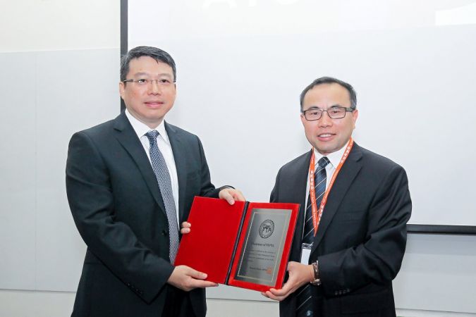 Prof-Wang-Xungai.jpg
