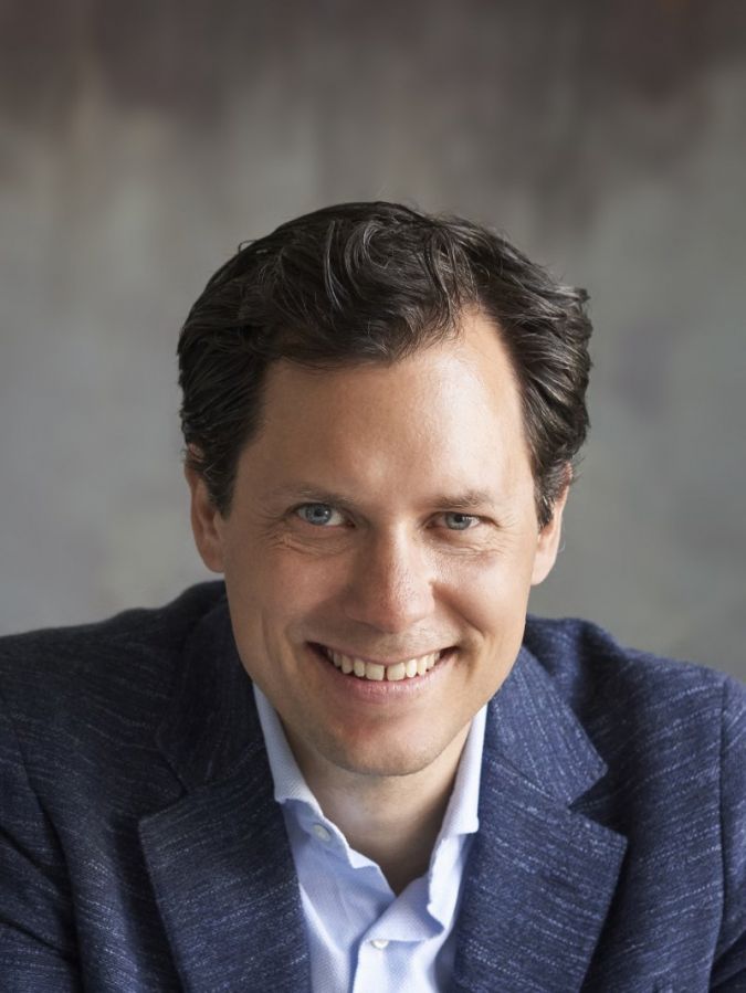 -Jnos-He-CEO-Zimmerli-of.jpg