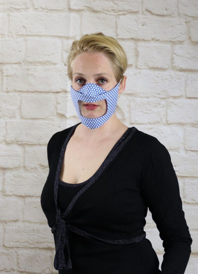 Mund-Nasen-Maske-mit.jpg