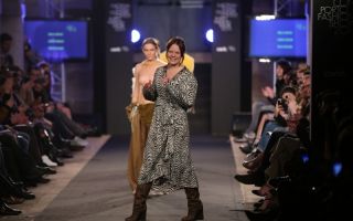 Milla Lintilä freute sich in Porto über ihren Sieg als Beste von Deutschland – die Finnin studierte bis vor kurzem in Berlin an der Esmod Photo...