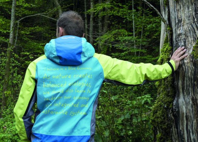 Nachhaltige-Jacke.jpg