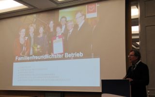 Gert Rücker, Inhaber der JMB Fashion, Feldbach, Österreich erläuterte welche Werte ihm wichtig sind
Photos: textile network