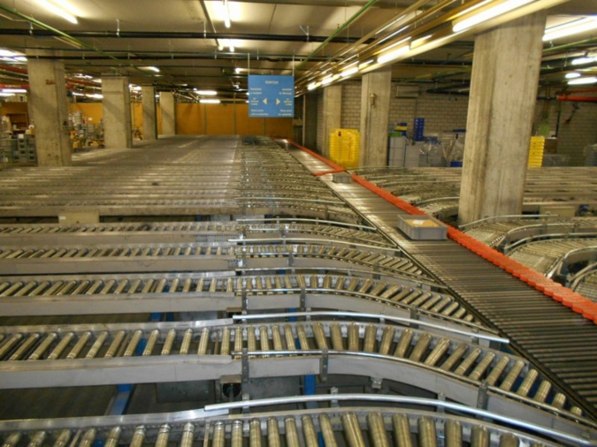 Sorteranlage-mit-40-Bahnhoefen.jpg