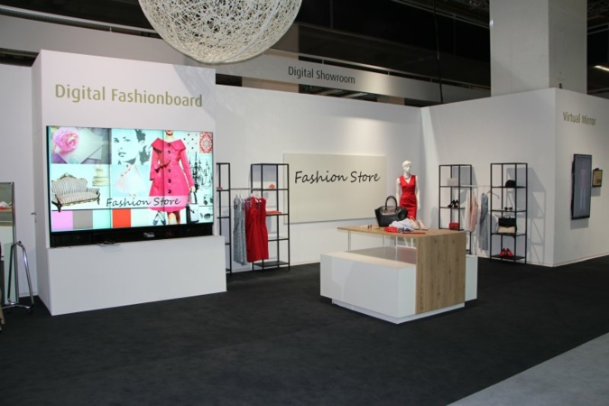 Digitales-Fashionboard.jpg