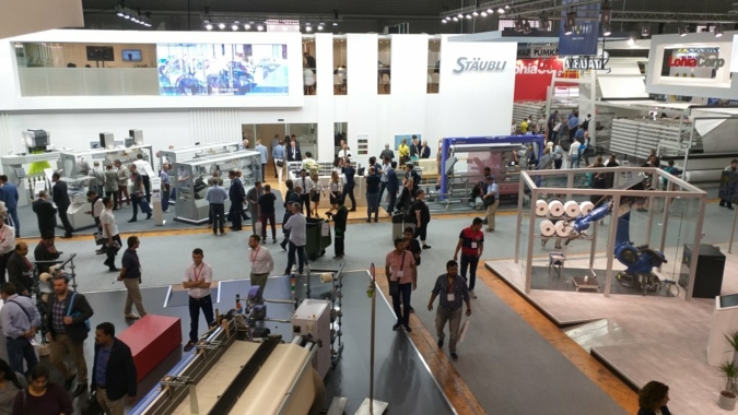 Webmaschinen-Techtextil.jpg