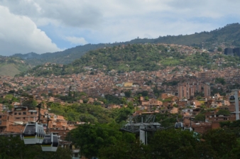 Cable Metro verbindet die Slums mit der Innenstadt Medellins Photo: Hannah Werner
