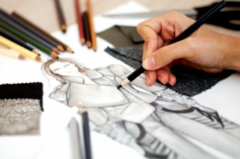 Designers create sketches of their ideas before they look for appropriate materials Photo: illustrart/Shutterstock