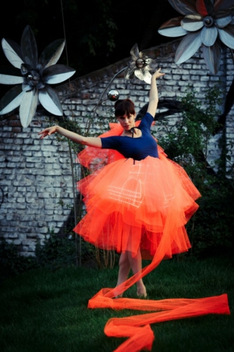 Fashion of the future? The LED ball gown by fashion label Elektro Couture Photo: Zoë Noble für ElektroCouture