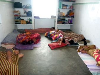 Unterkunft der Sumangali-Betroffenen Kinder – Sumangali ist ein in Indien praktiziertes Prinzip der Kinderarbeit Photo: Dr. Gisela Burckhardt, Fe...