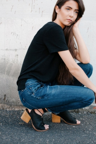 Jeans made with lastingfit technology by Lycra brand provide a stylish and comfortable option for the latest boyfriend silhouettes - without the ba...