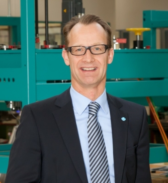 Head of the family-owned business since 2002: Dr. Janpeter Horn Photos: Herzog Maschinenfabrik