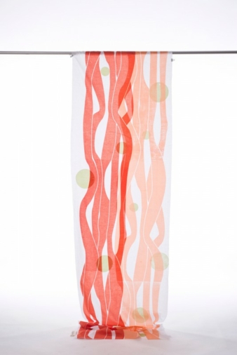 Algae doubles up as a living dye: textiles by Blond & Bieber Photo: Blond & Bieber