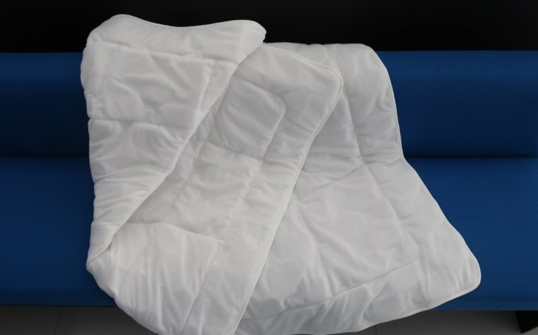 New duvet improves sleep climate with 3D warp-knitted spacer fabrics