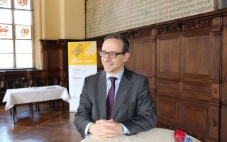 Dr. Christian P. Schindler